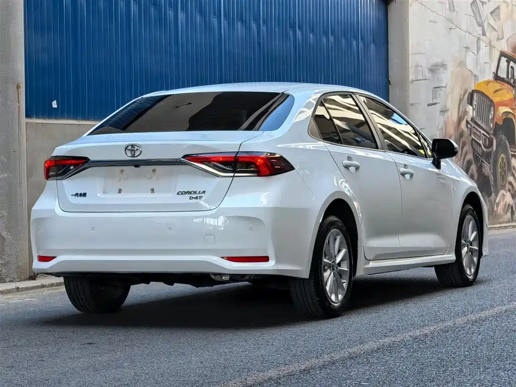 Toyota Corolla 2021 1.2T S-CVT Elite PLUS Edition фото 5