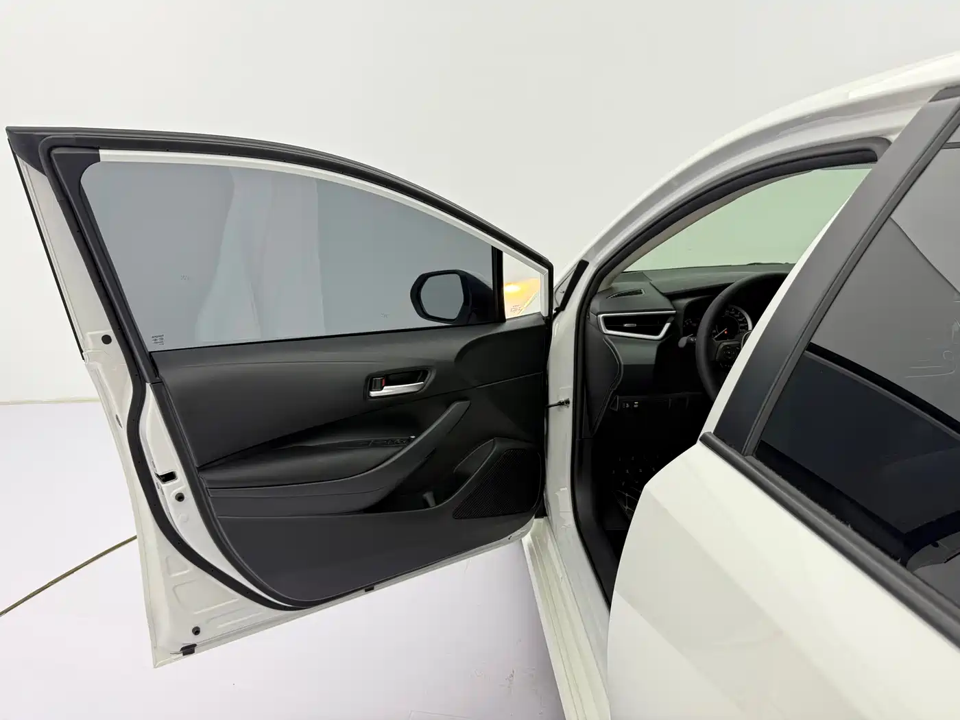 Toyota Corolla 2021 1.2T S-CVT Elite PLUS Edition фото 19