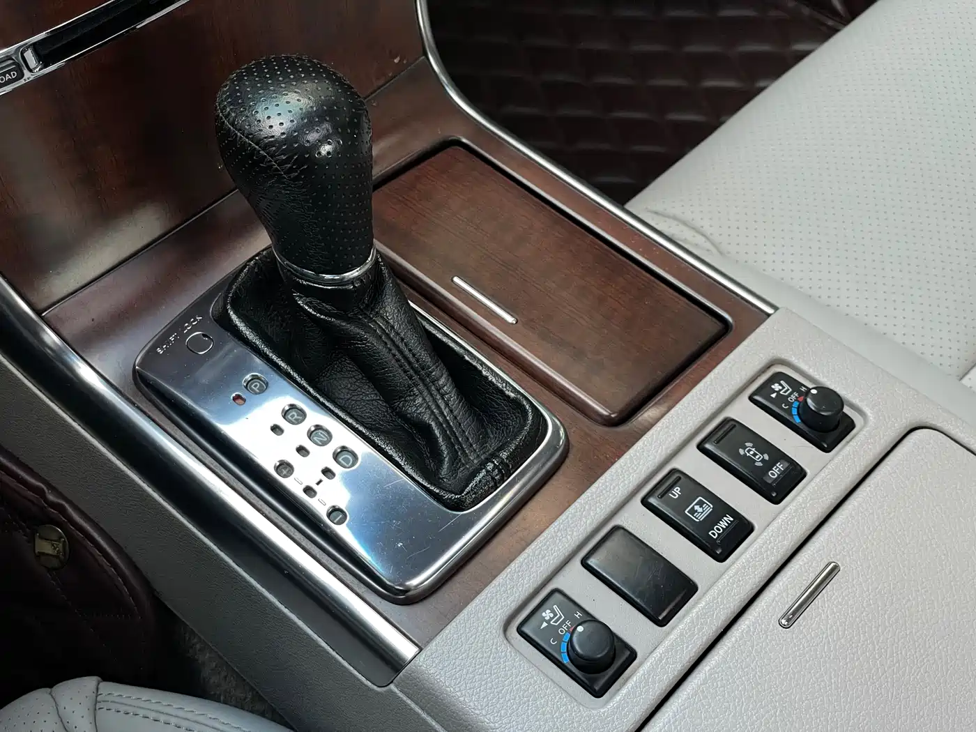 Infiniti M Series 2008 M35 Premium Edition фото 7