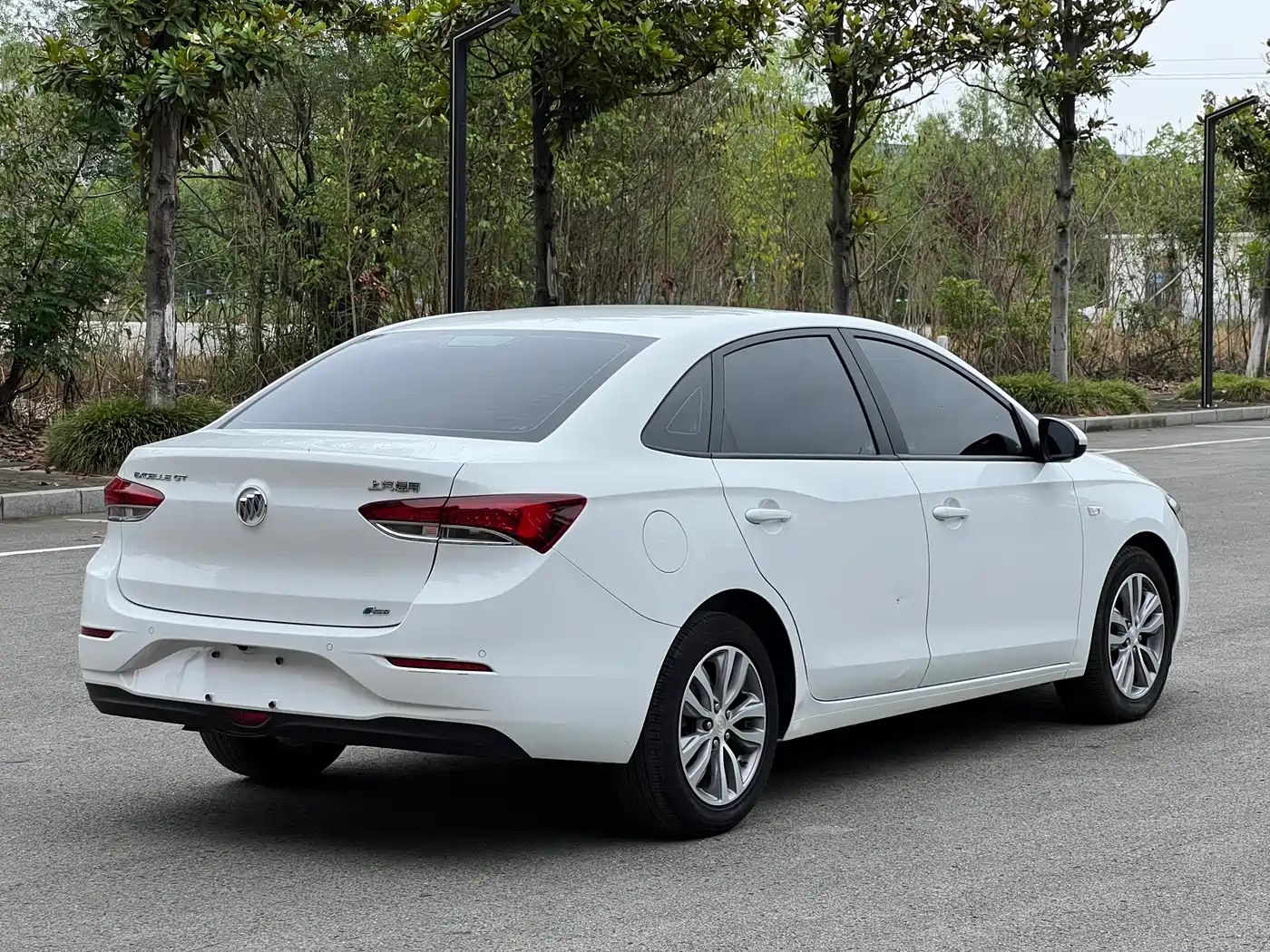 Buick Excelle 2021 1.3T Auto Mild Hybrid Elite фото 3