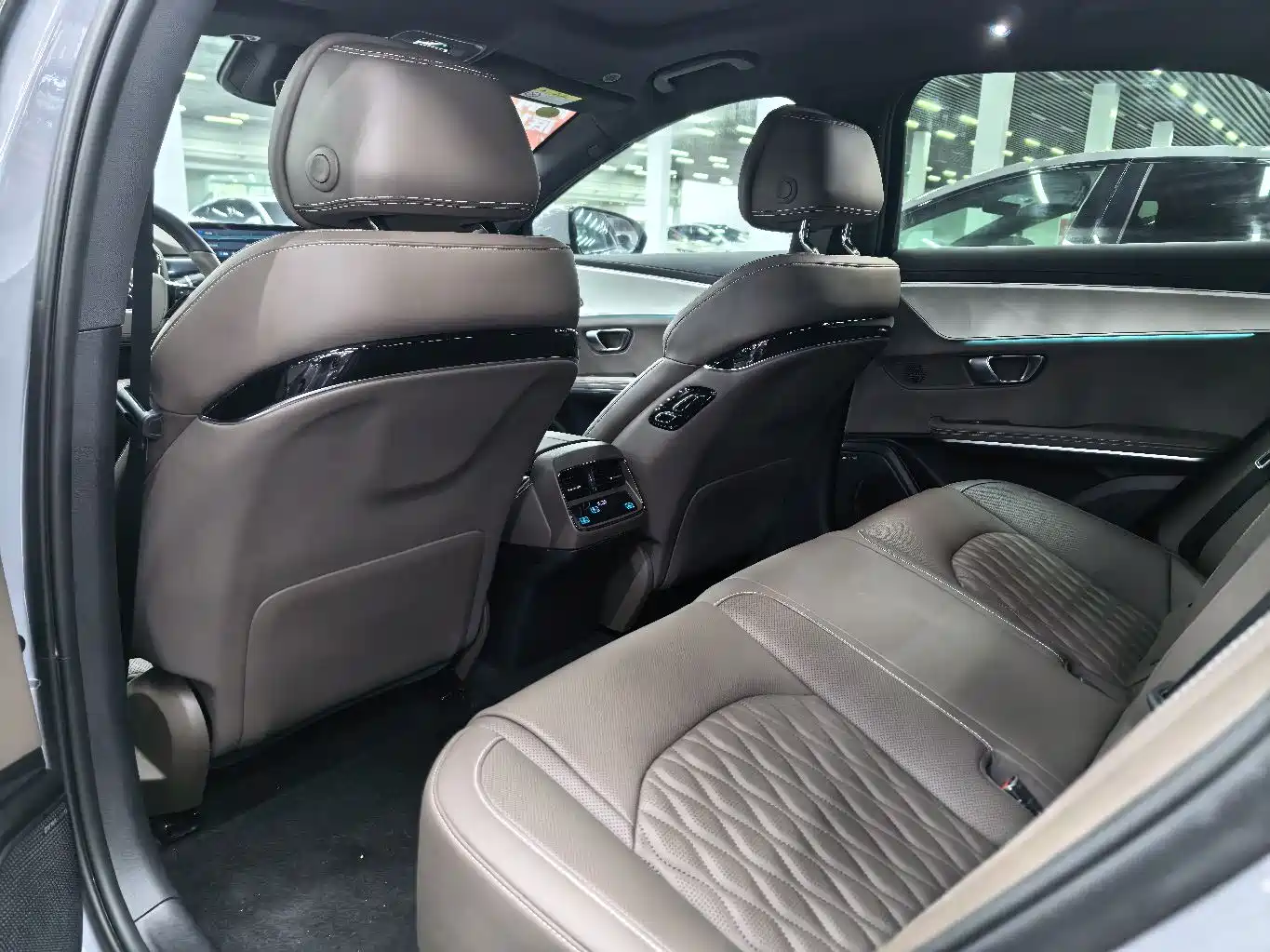 BYD Han 2025 DM-i 125KM LiDAR Smart Driving фото 5