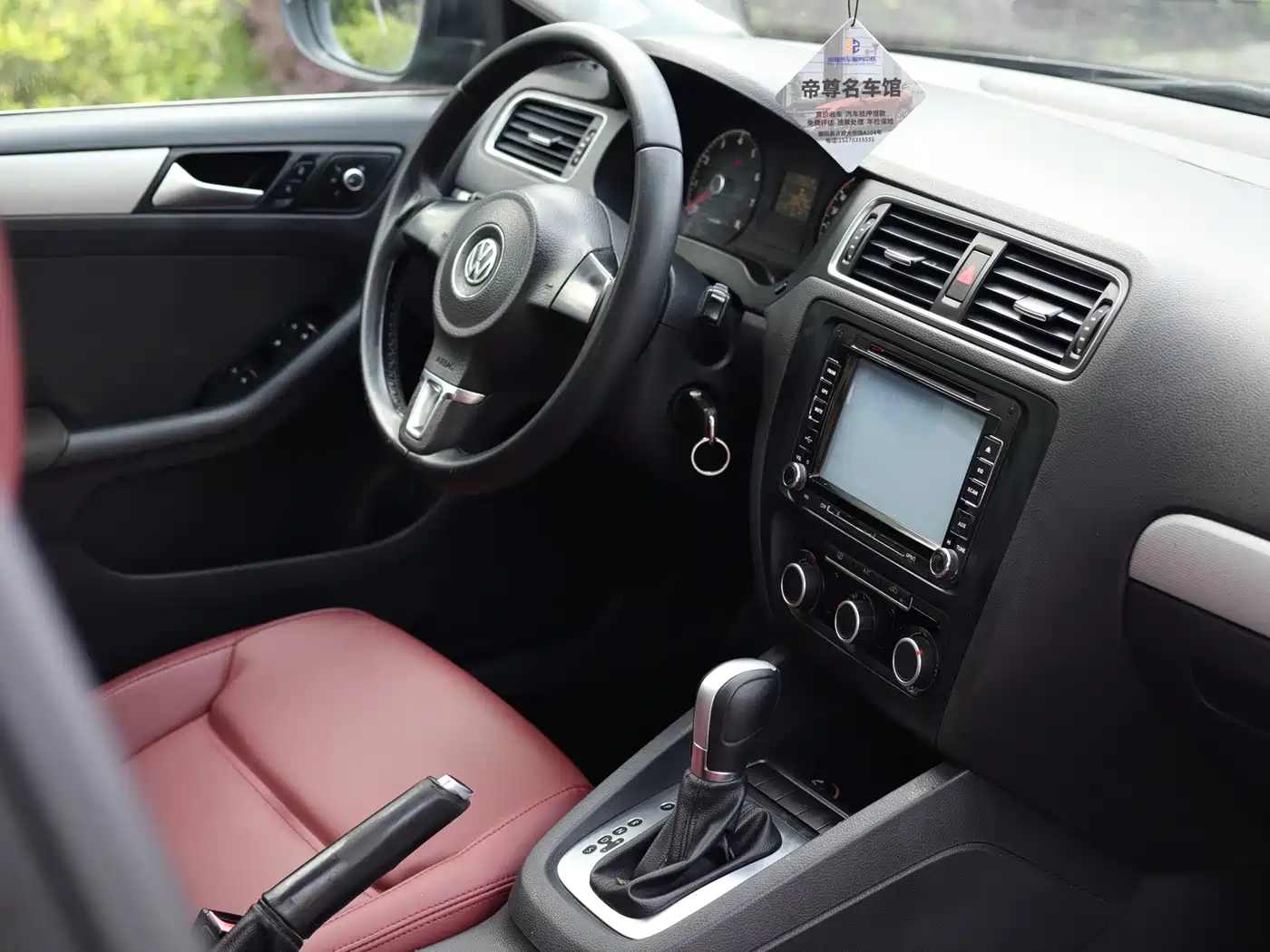 Volkswagen Sagitar 2014 Facelift 1.6L Automatic Comfort фото 26