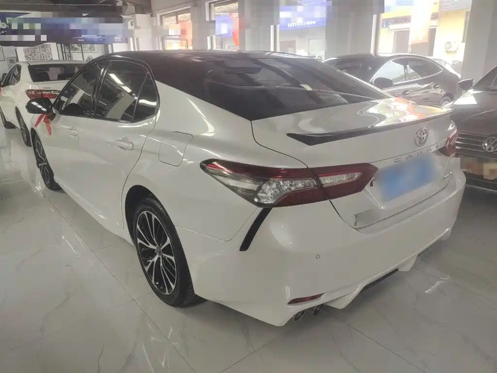 Toyota Camry 2018 2.0S Sport Edition фото 5