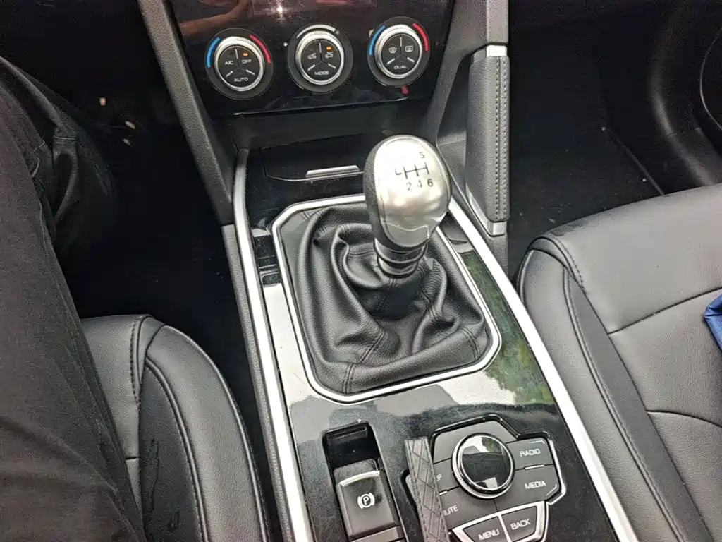 Haval H6 2018 Blue Label Sport 1.5T Manual 2WD Elite фото 10