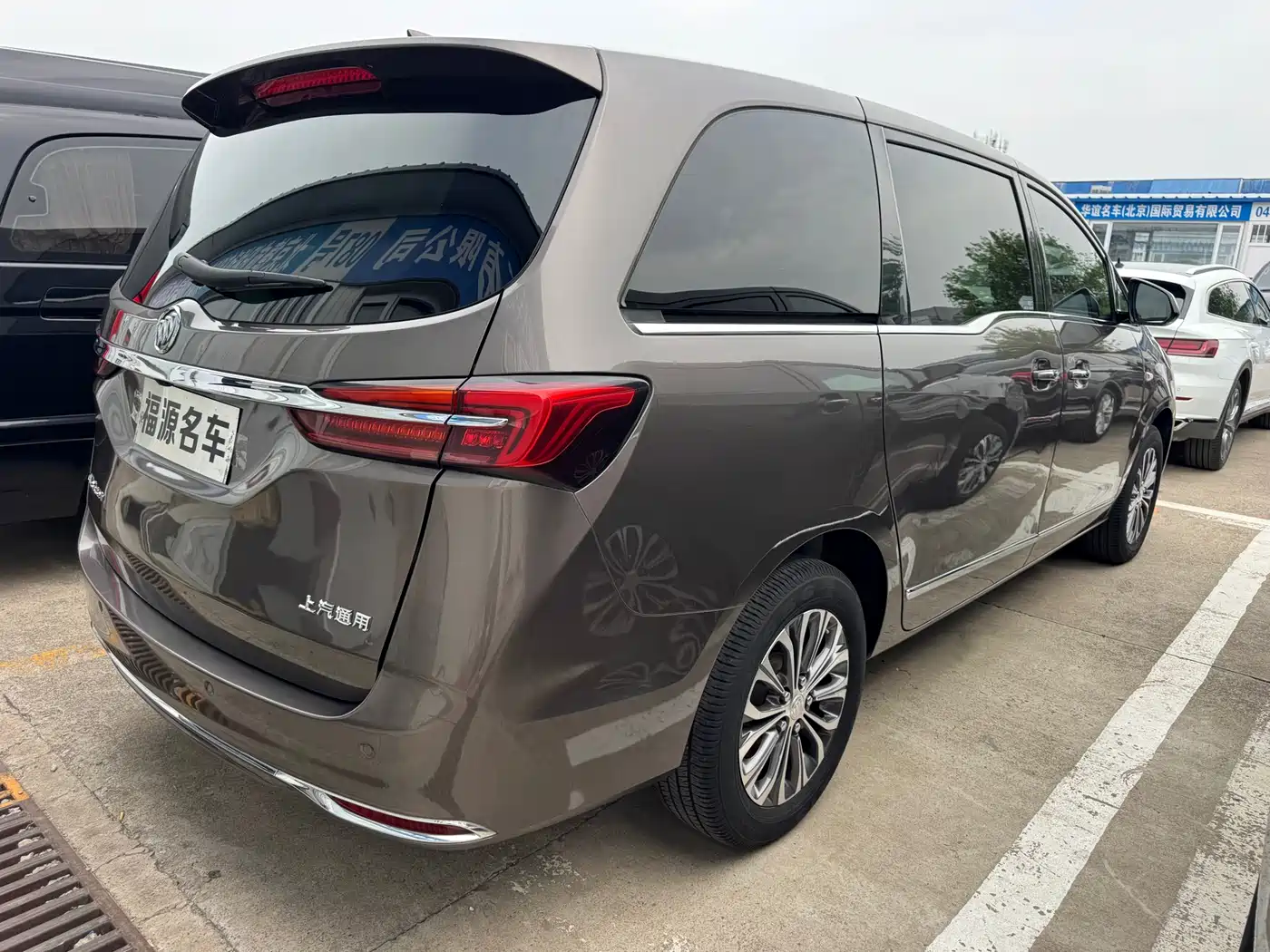 Buick GL8 2020 Model Land Business Class 652T Luxury фото 4