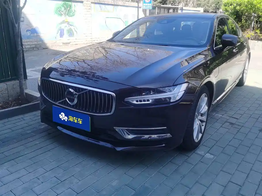 VOLVO S90 PLUG IN HYBRID