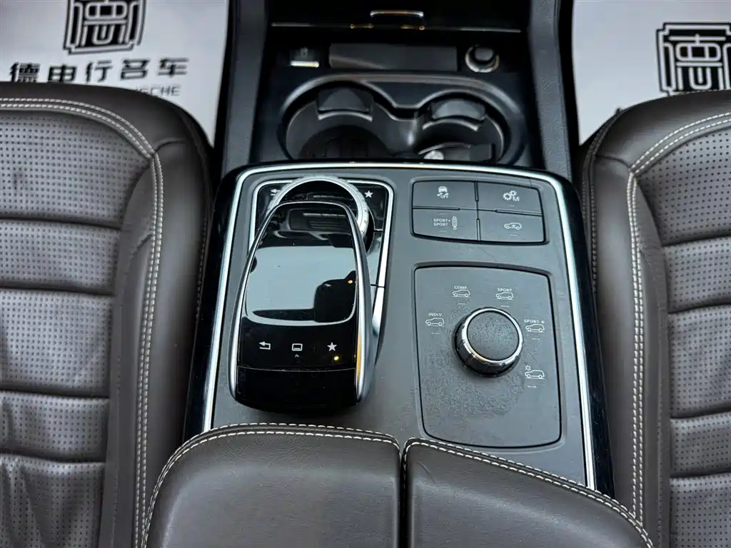 Mercedes-Benz GLS AMG 2016 AMG GLS 63 4MATIC фото 15