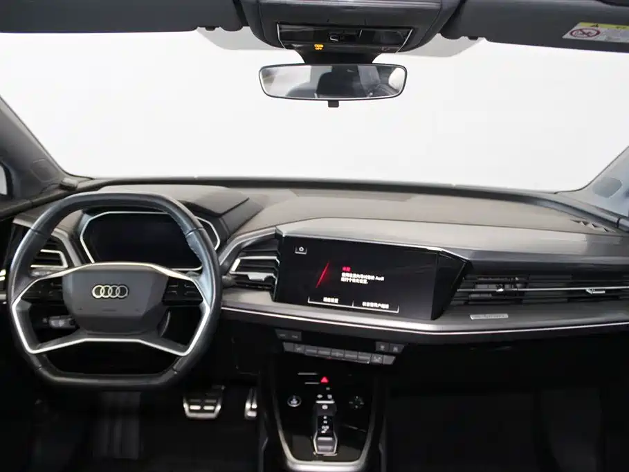 Audi Q4 e-tron 2024 40 e-tron Pioneer Edition фото 9