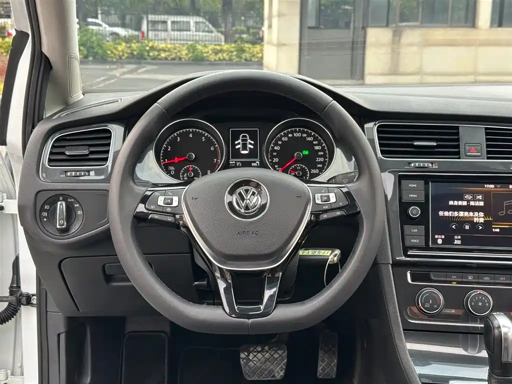 Volkswagen Golf 2019 280TSI DSG Comfort (China V) фото 8
