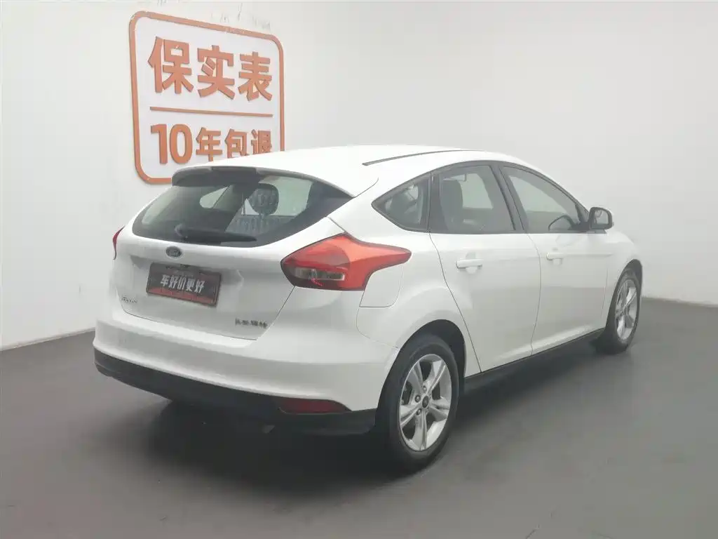 FORD FOX