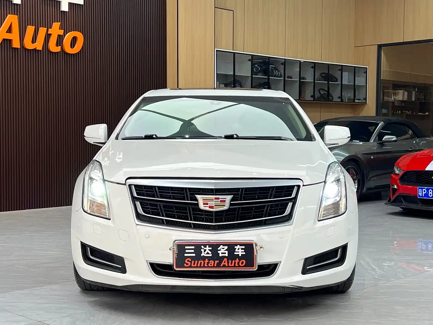 Cadillac XTS 2016 28T Luxury фото 2
