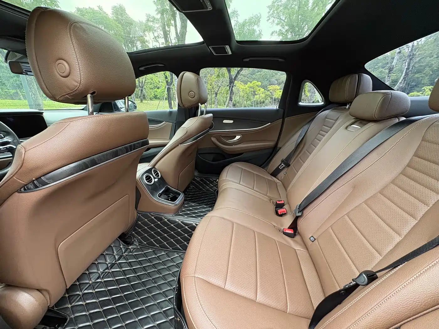 Mercedes-Benz E-Class 2022 Facelift E 300 L Sport Fashion Style фото 6