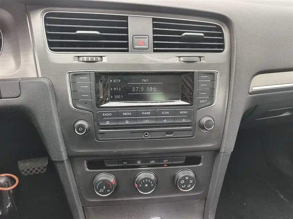 Volkswagen Golf 2015 1.4TSI Automatic Comfort фото 6