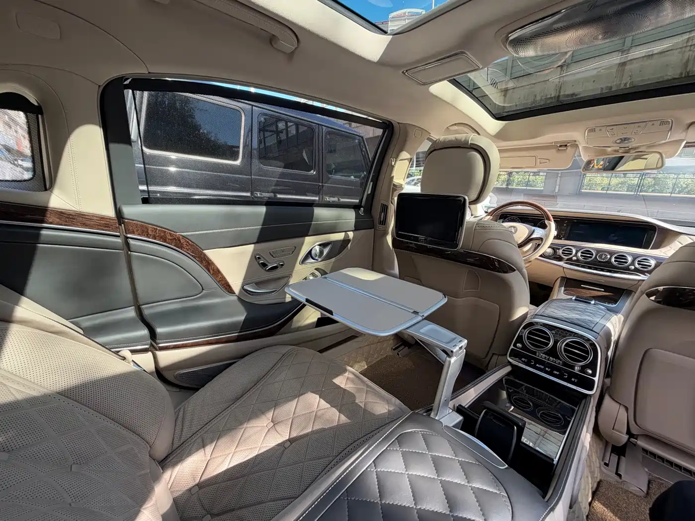 Фото 18 - Mercedes-Benz Maybach S-Class