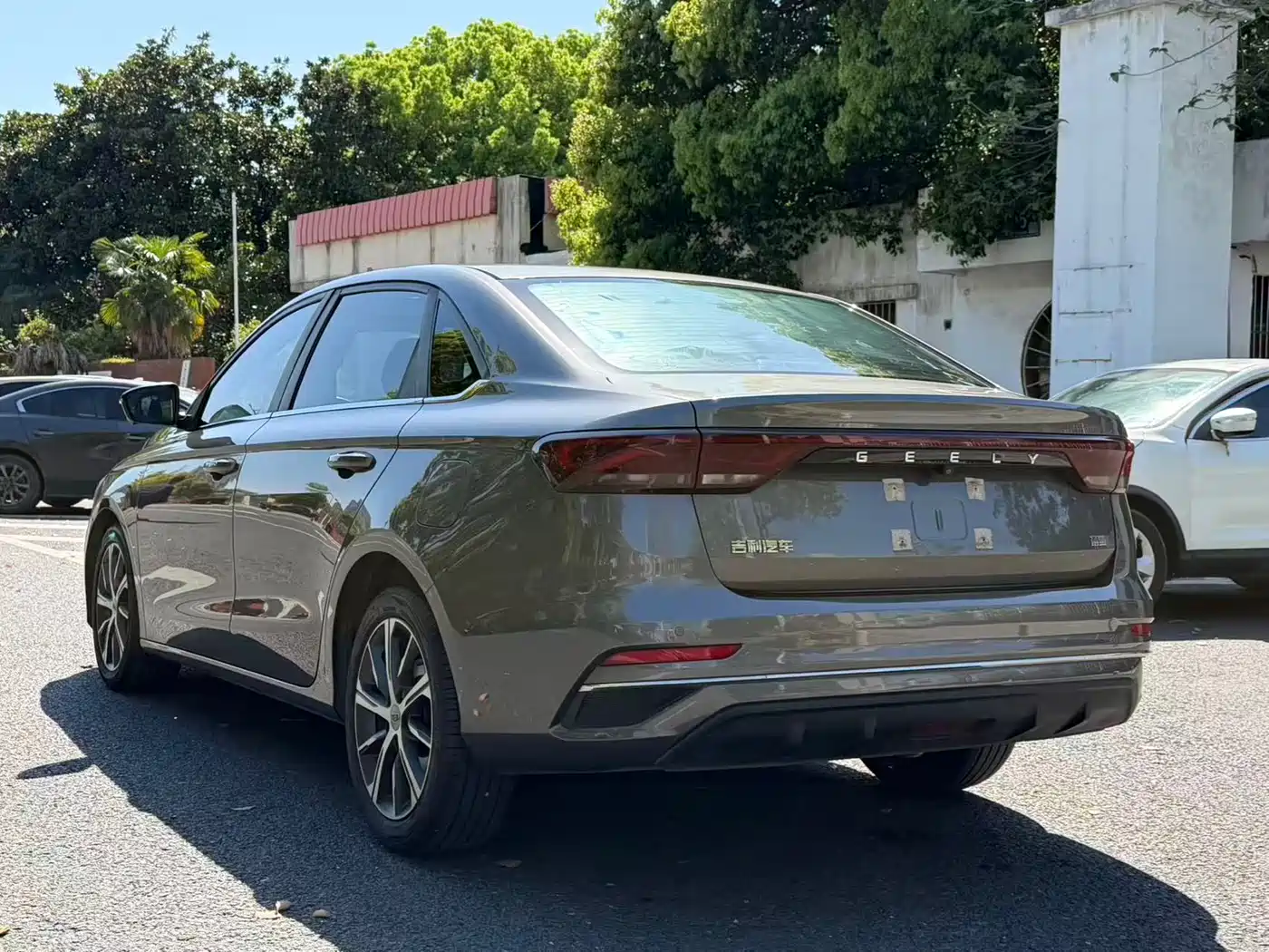 GEELY AUTOMOBILE EMGRAND