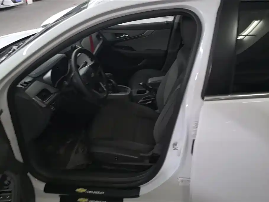 Chevrolet Malibu 2018 530T Automatic Comfort Edition фото 9