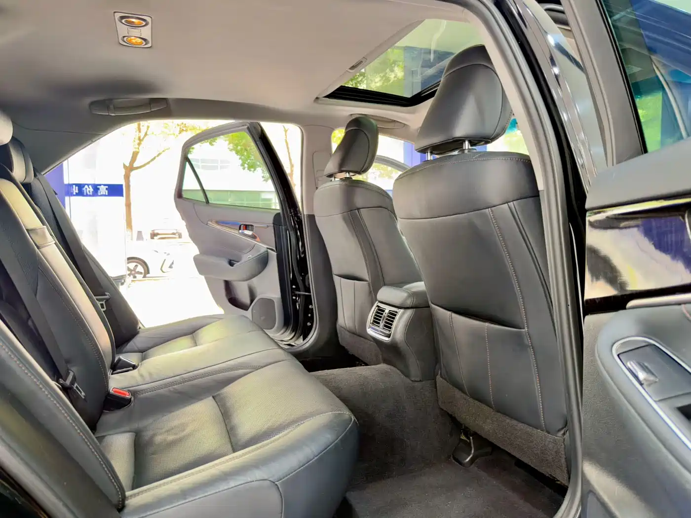 Toyota Crown 2015 2.0T Fashion фото 15