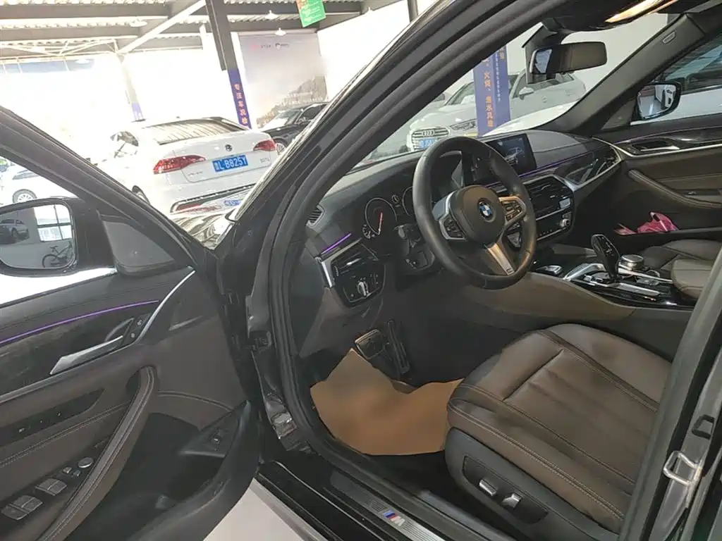 BMW 5 Series 2019 Facelift 525Li M Sport Package фото 16