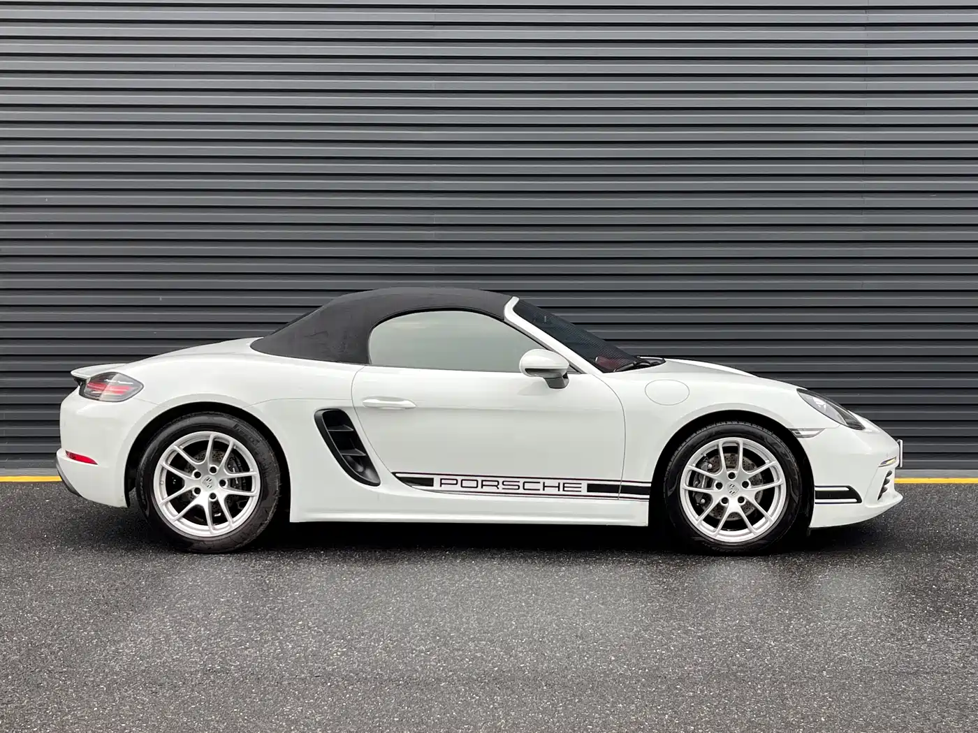 Porsche 718 2022 Boxster 2.0T фото 2