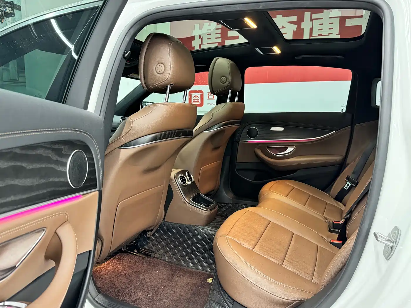 Mercedes-Benz E-Class 2022 Second Facelift E 300 L Sport Fashion фото 6