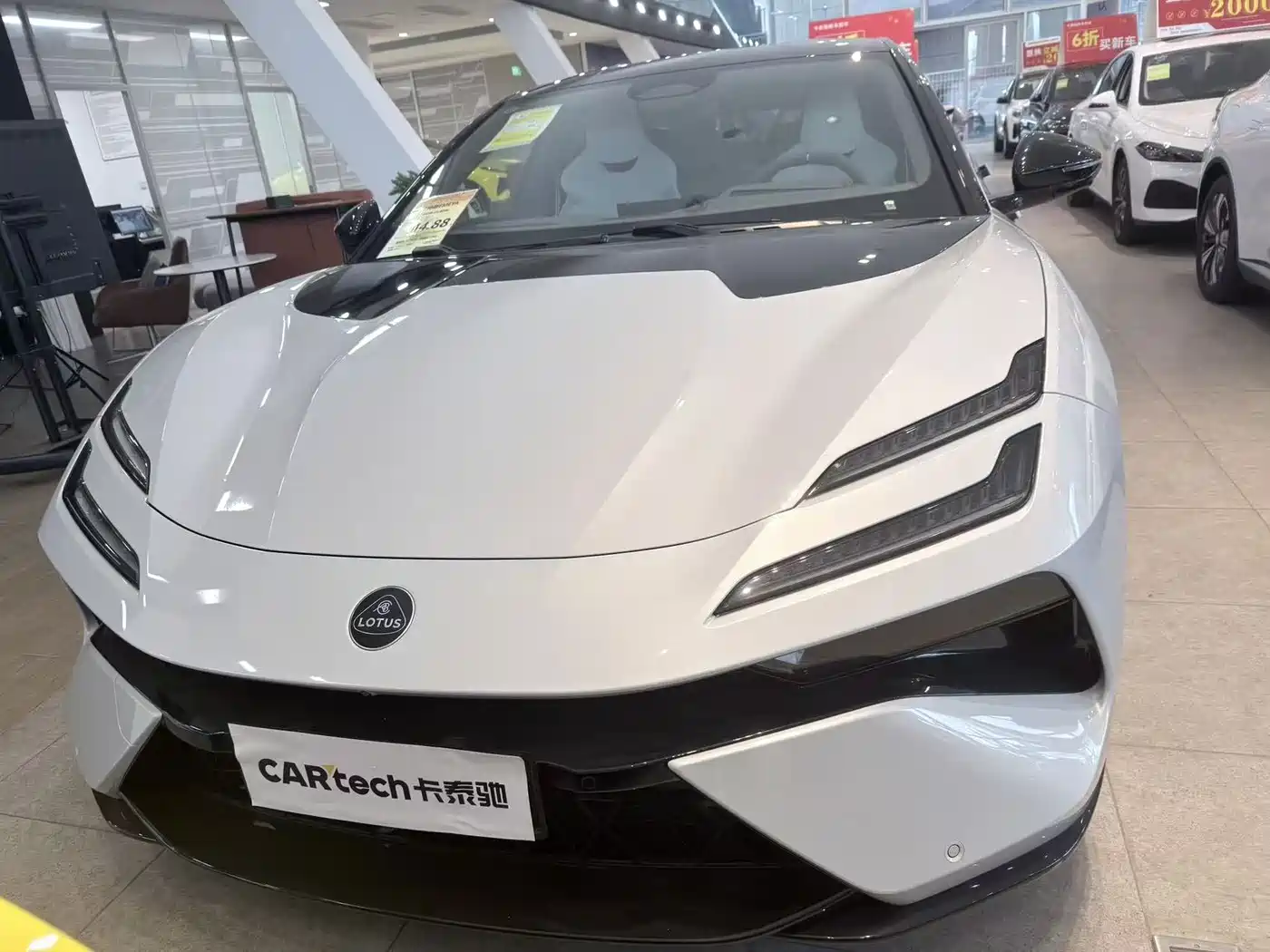 Lotus Cars EMEYA Blossom 2025 600 Wagon фото 2