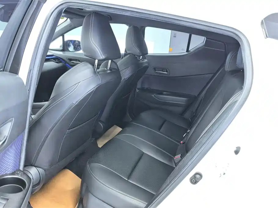 Toyota IZOA 2020 2.0L Yi Xiang Edition фото 11