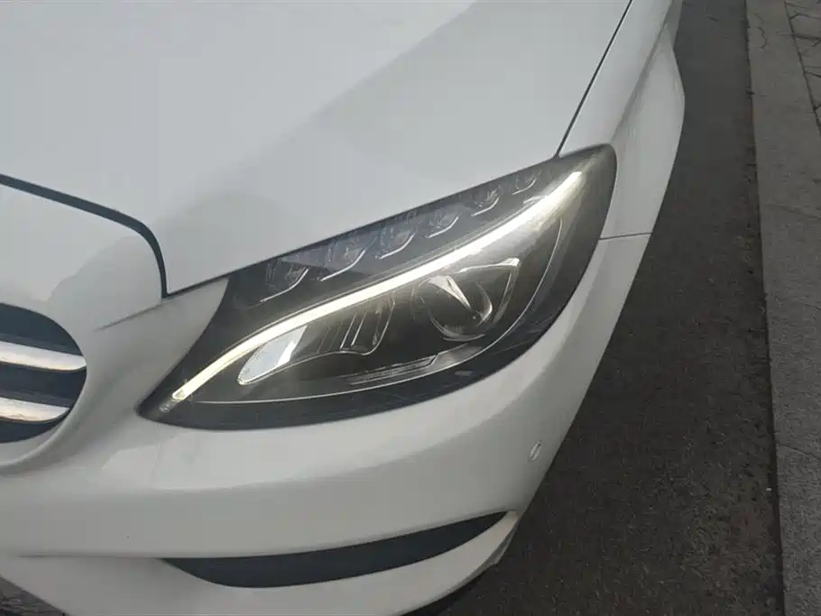 Mercedes-Benz C-Class 2018 C 200 Sport Edition фото 5