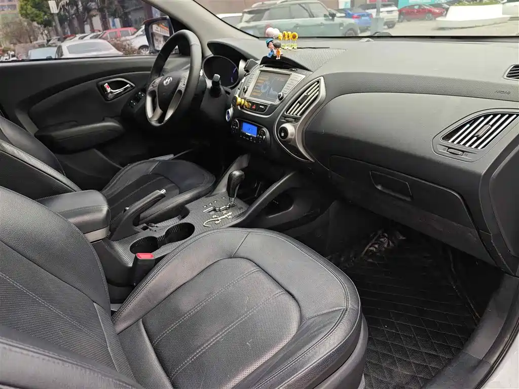 Hyundai Beijing Hyundai ix35 2010 2.4L Automatic 2WD Premium GLS фото 17