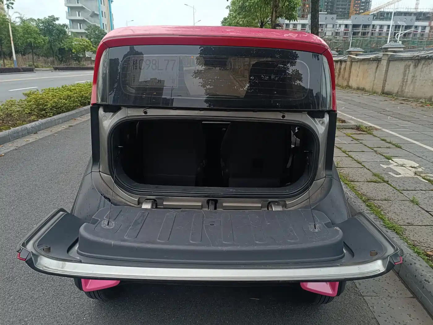 BAOJUN E200