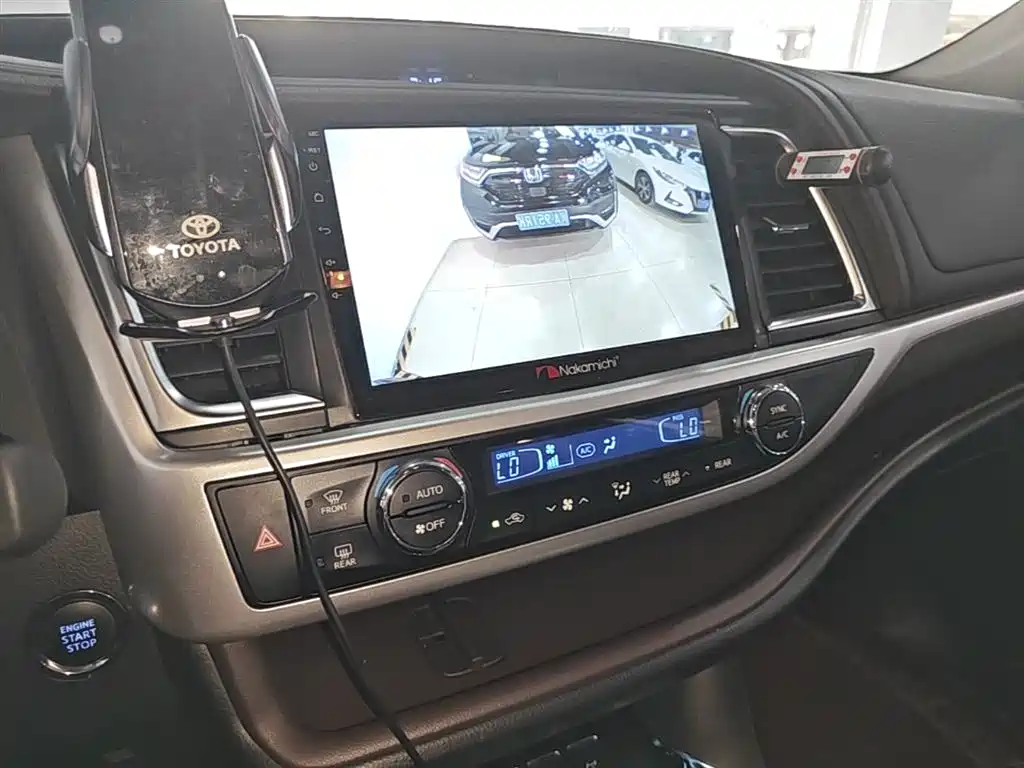 Toyota Highlander 2021 2.0T AWD Premium 7-Seater фото 13