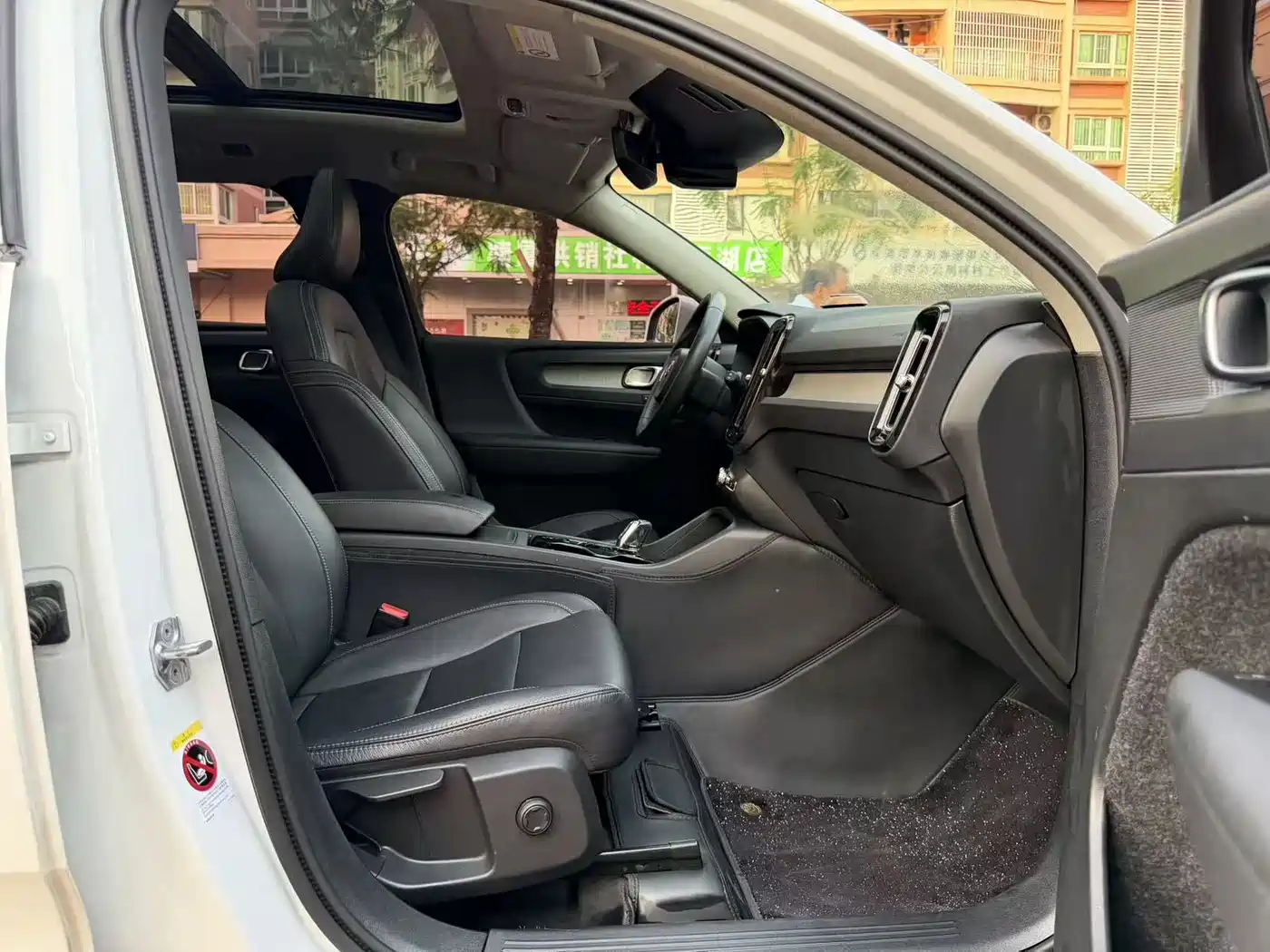 Volvo XC40 2021 T4 AWD Smart Luxury Edition фото 12
