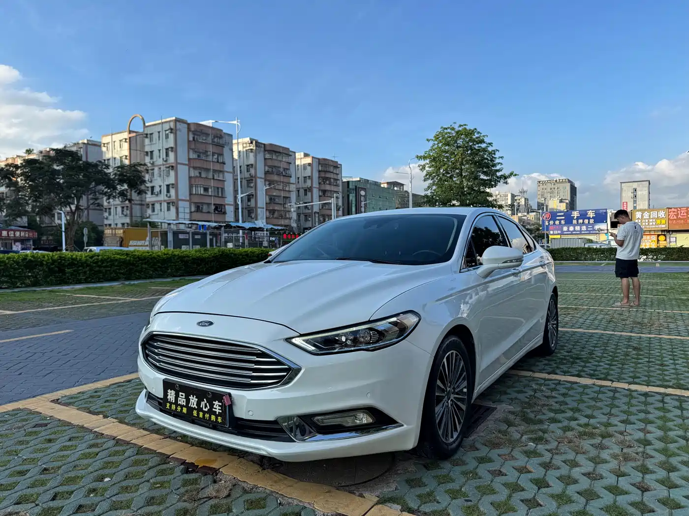 FORD MONDEO