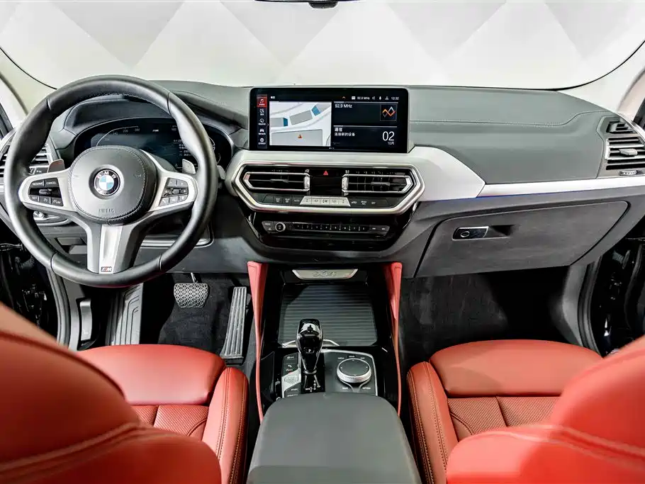 Photo 12 - BMW X4
