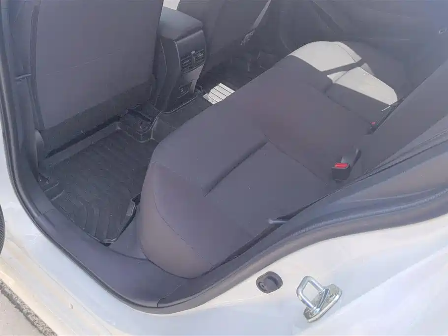 Toyota Levin 2023 TNGA 1.5L CVT Progressive фото 11