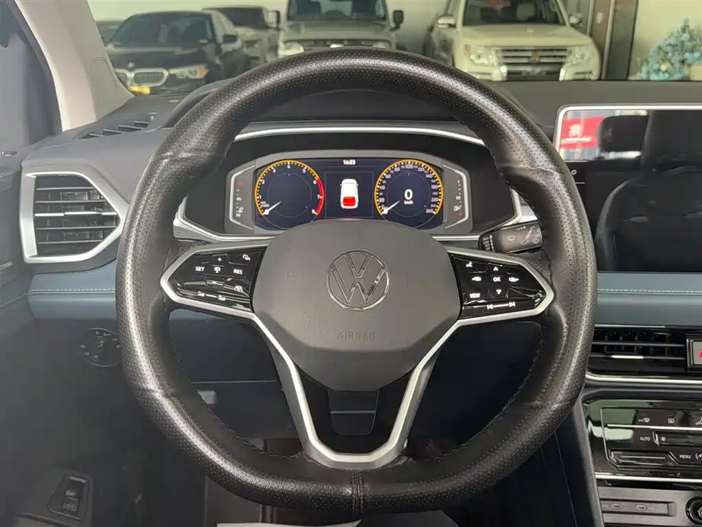 Volkswagen Tharu 2023 300TSI 2WD Full Moon Edition фото 4