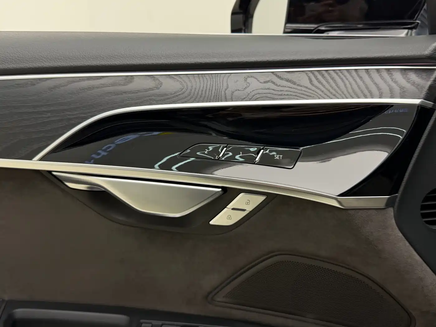 Audi A8 2019 Plus A8L 50 TFSI quattro Comfort фото 10