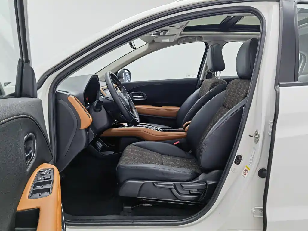 Honda Vezel 2015 2015 1.8L CVT FWD Luxury