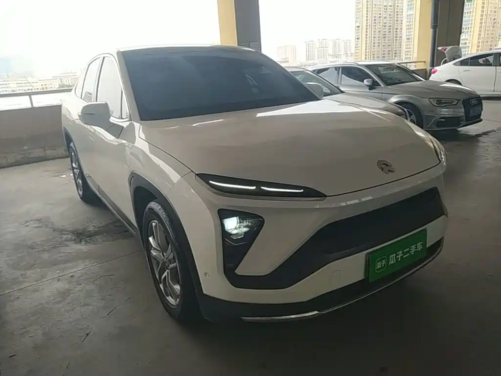 Фото 4 - NIO EC6