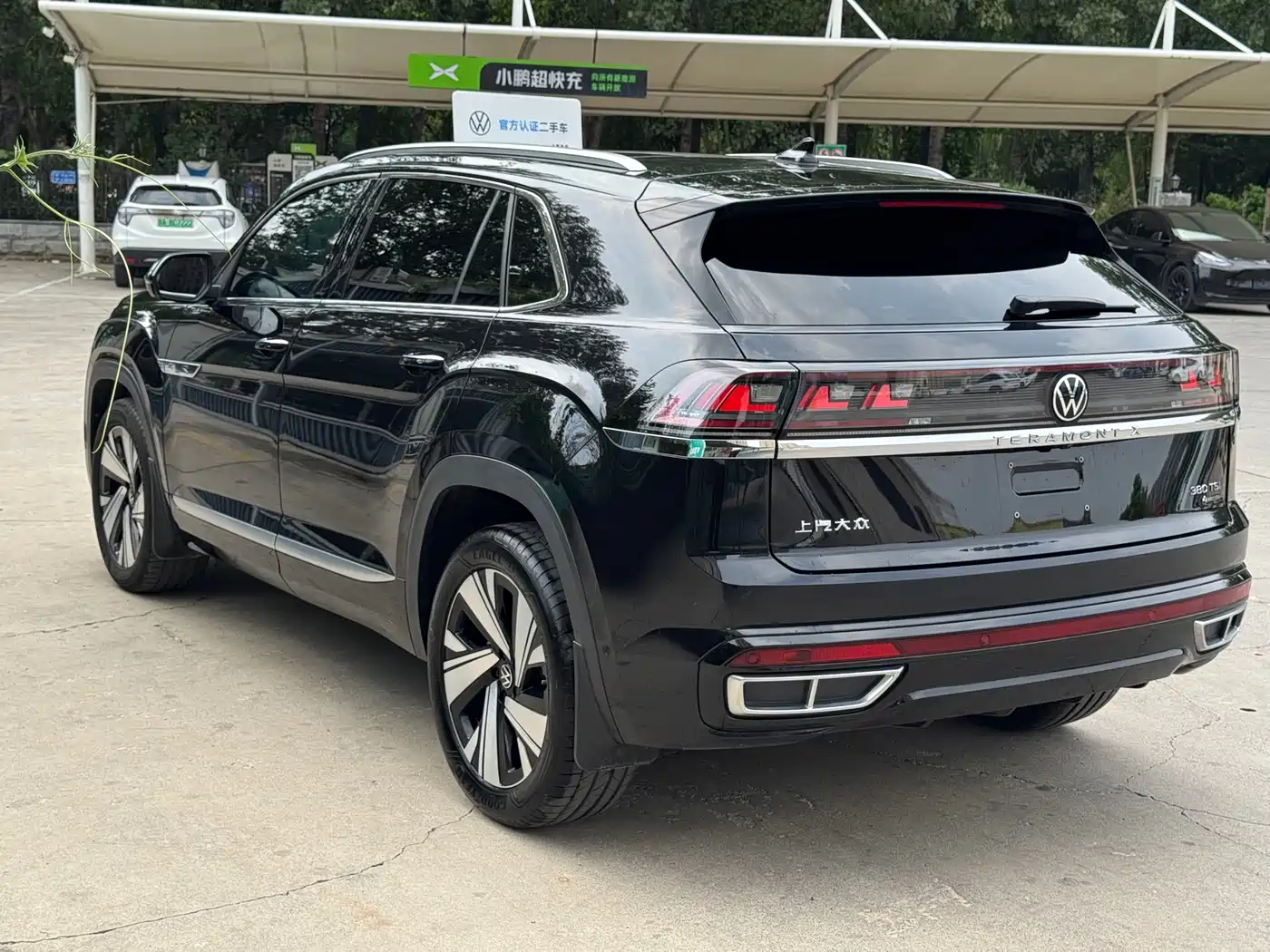 Volkswagen Teramont 2023 Teramont X 380TSI 4Motion Premium Luxury фото 8