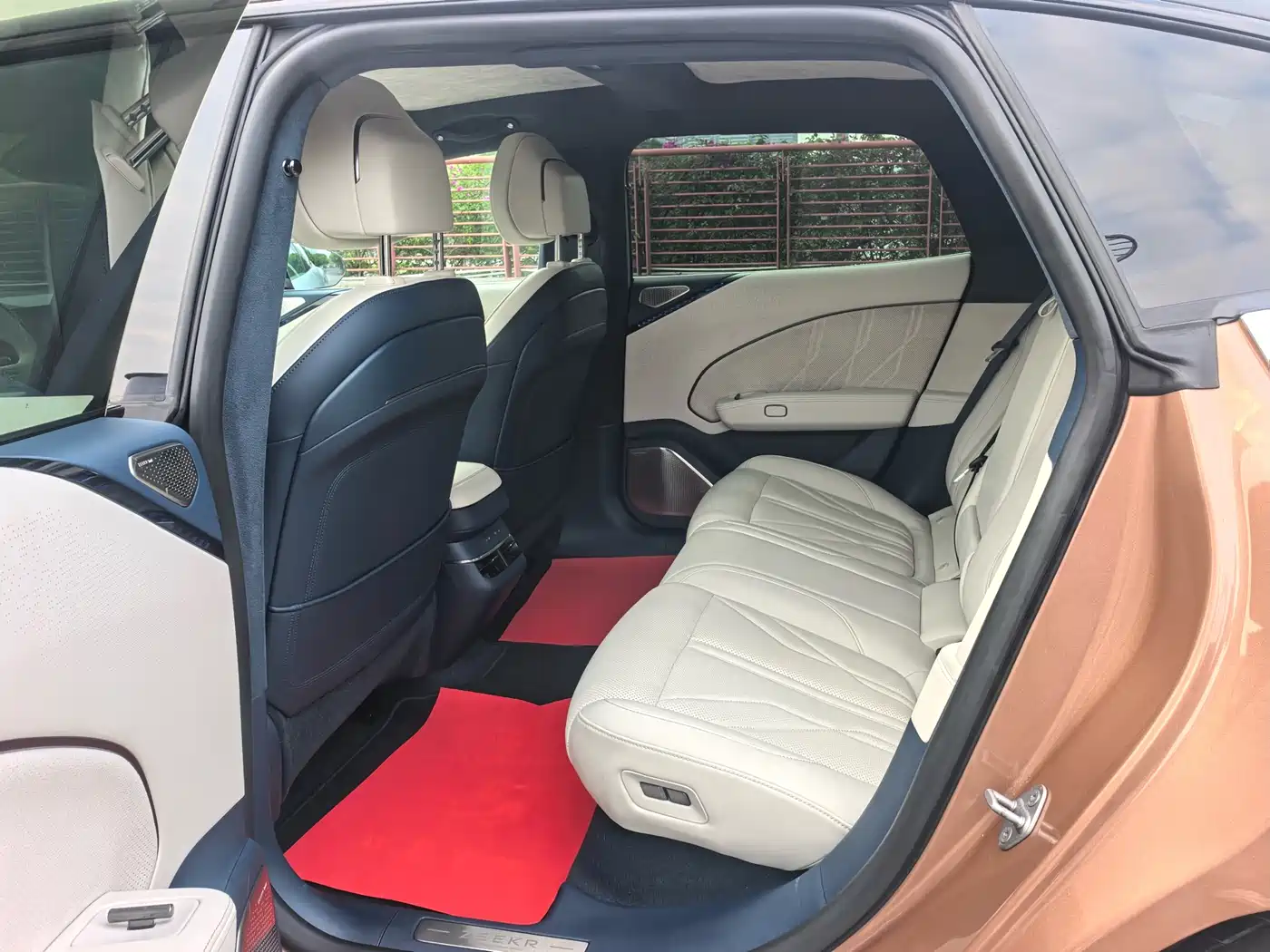 ZEEKR EXTREME KRYPTON 007