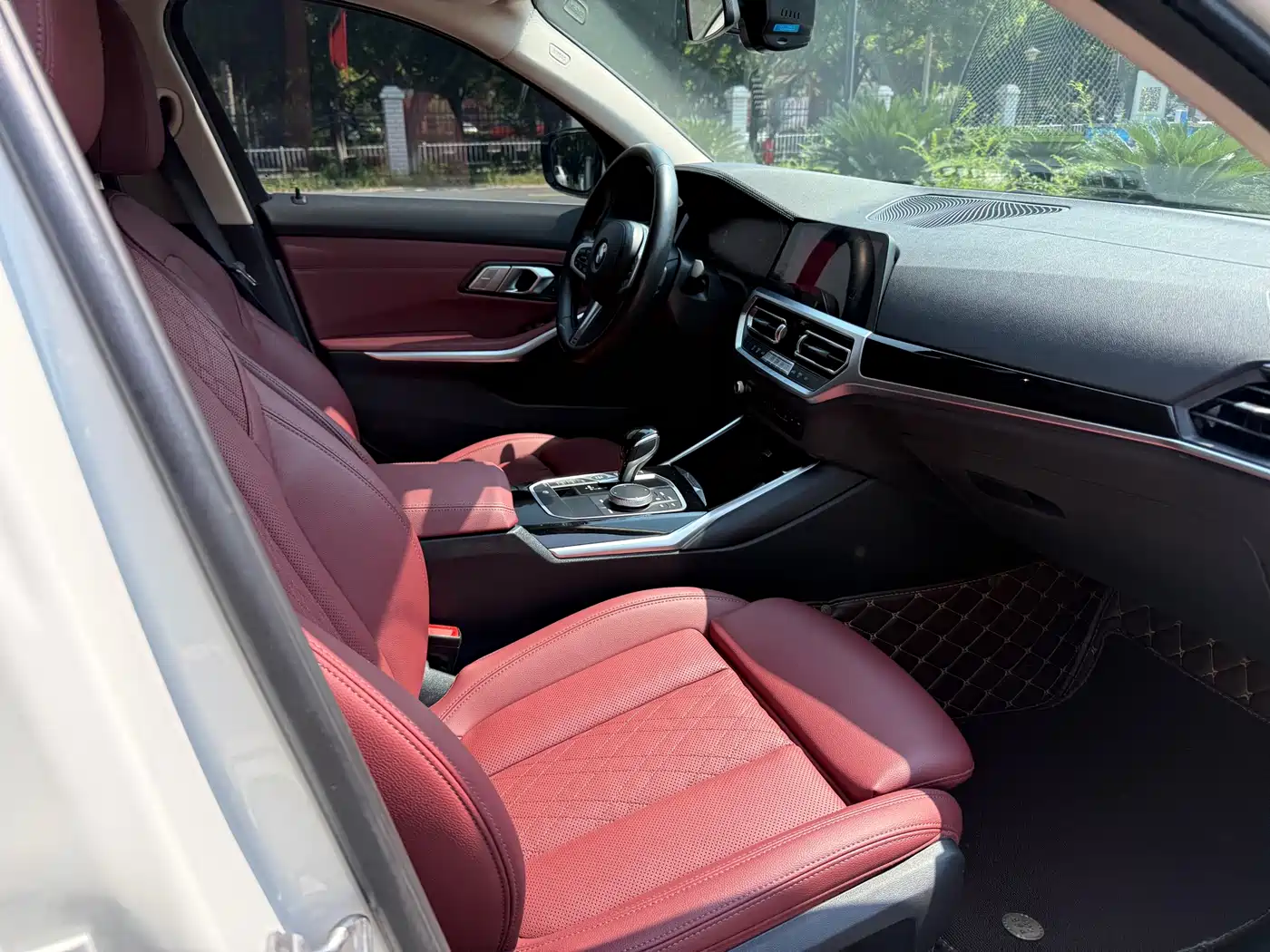 BMW 3 Series 2022 320Li M Sport Package фото 11