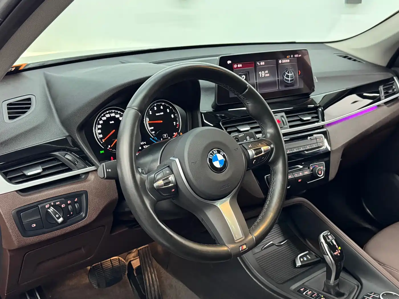 BMW X1 2022 sDrive25Li Leading фото 5
