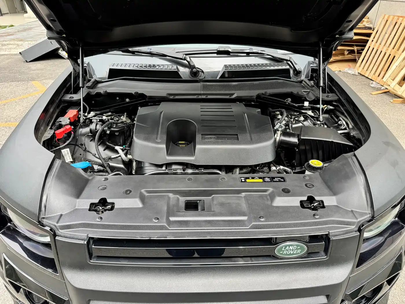 Land Rover Defender 2025 110 3.0T P400 X фото 20