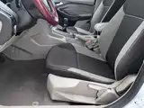 Фото 20 - Ford Focus