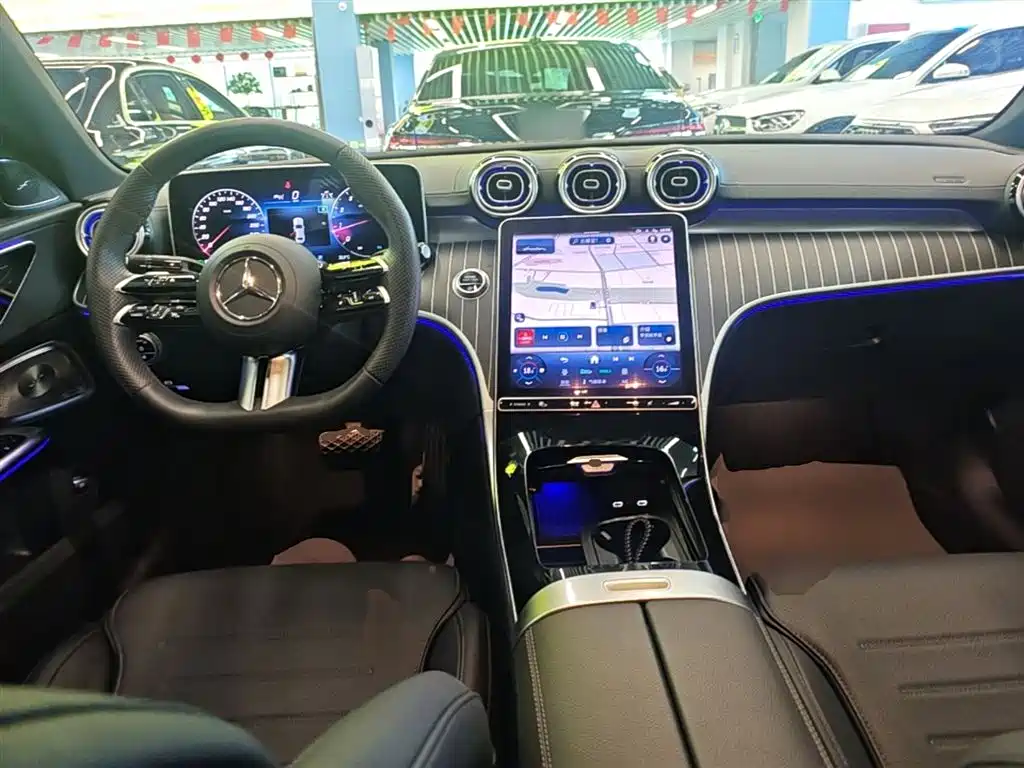 Mercedes-Benz C-Class 2024 Facelift III C 260 L Night Sport Edition фото 10