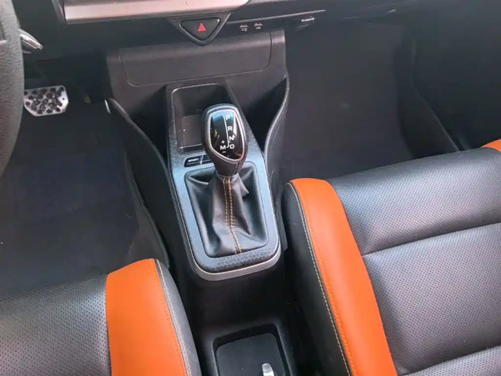 Geely Yuanjing X1 2018 2017 1.3L Auto Player Edition