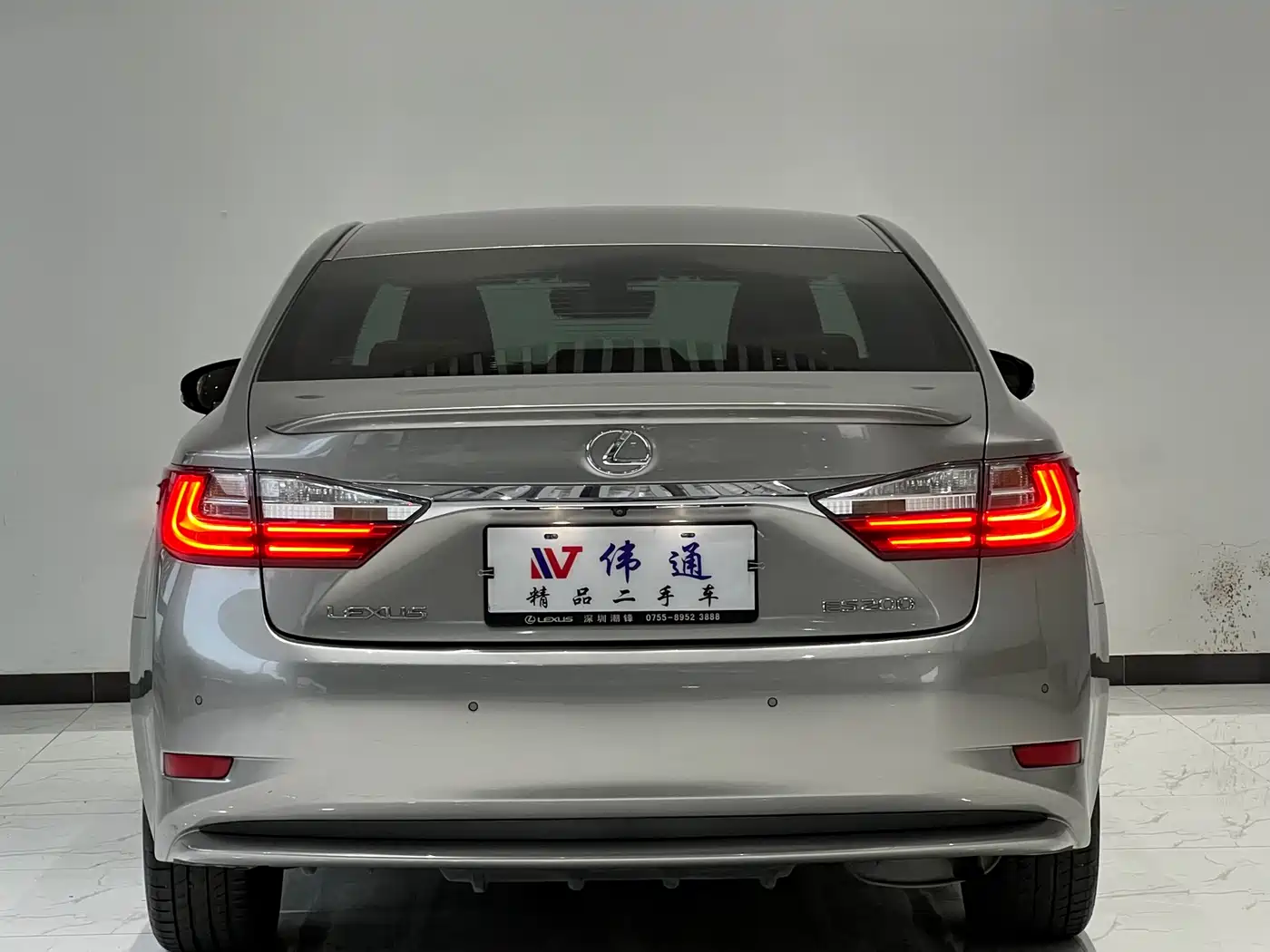 Lexus ES 2015 200 Elite Edition фото 30