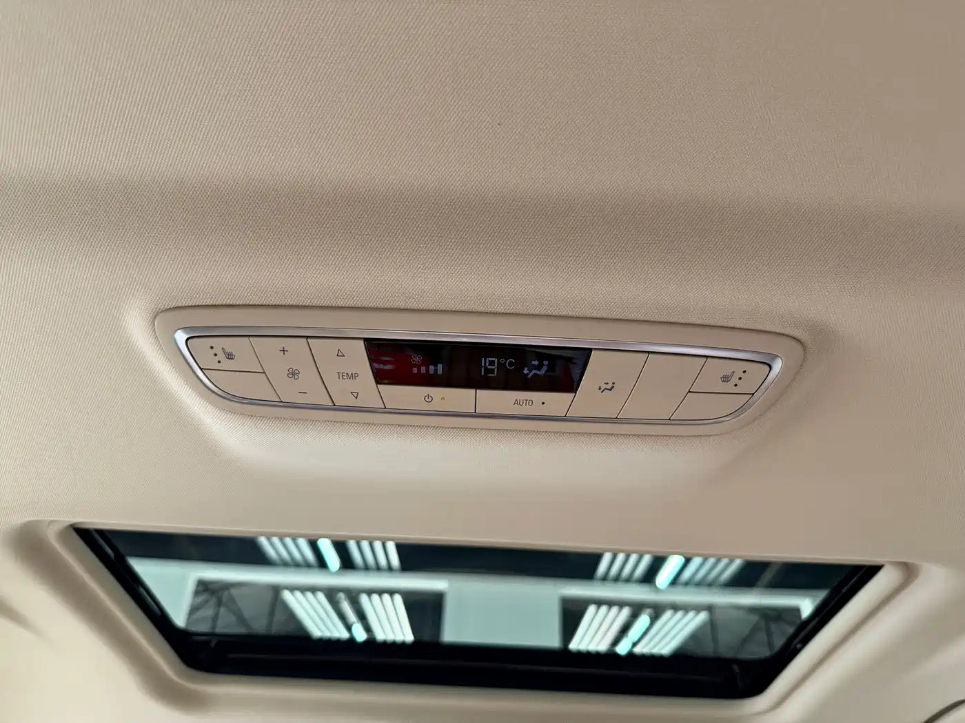 Buick GL8 2023 ES Landmaster Exclusive фото 14