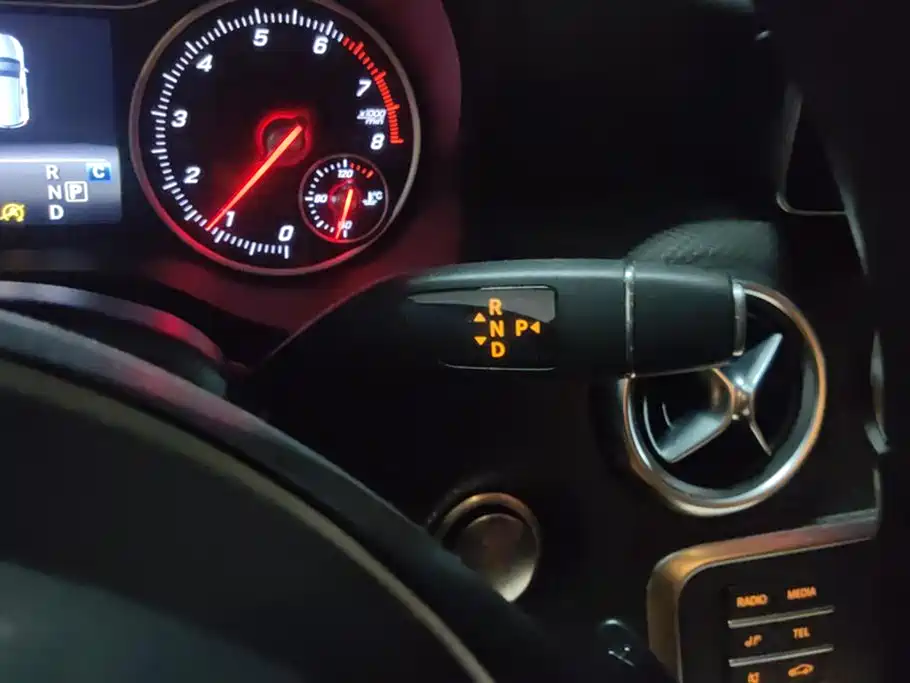 Mercedes-Benz A-Class (Import) 2017 Facelift A 200 Dynamic фото 16