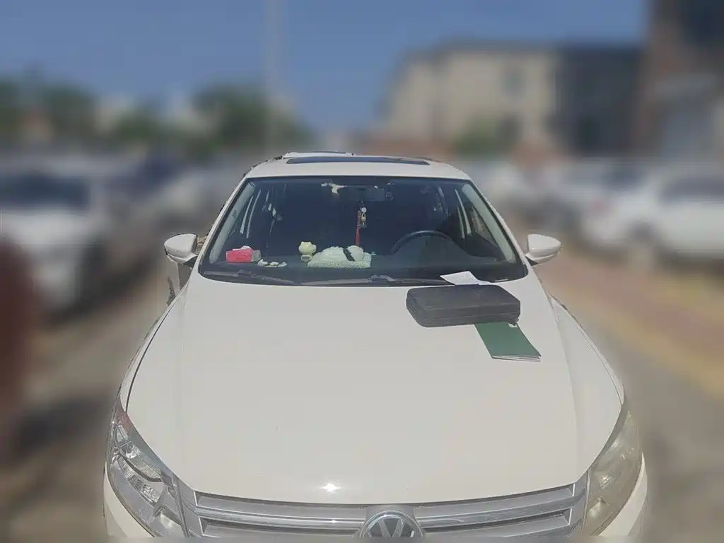 Volkswagen Santana 2015 1.6L Automatic Comfort Edition фото 3
